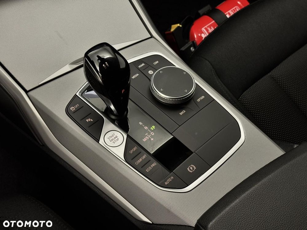 BMW Seria 3 - 17