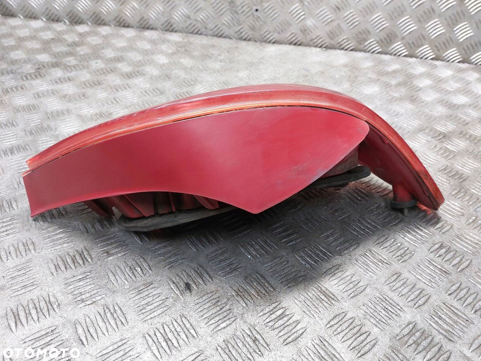 LAMPA LEWY TYŁ + PRAWY TYŁ PEUGEOT 307 I HB 5D - 9