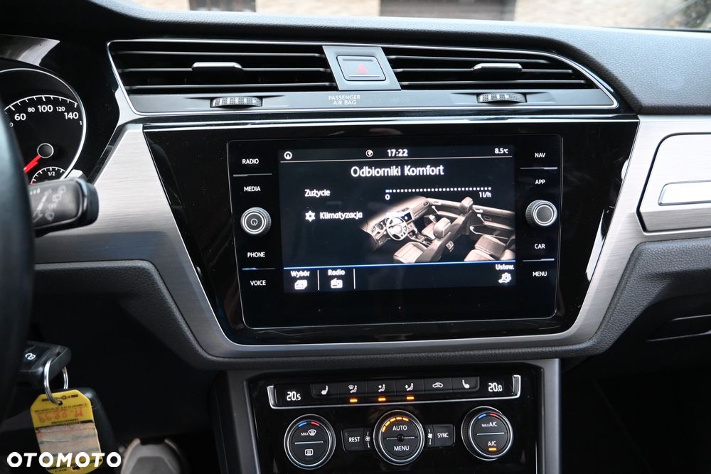 Volkswagen Touran 1.6 TDI SCR (BlueMotion Technology) DSG Comfortline - 16