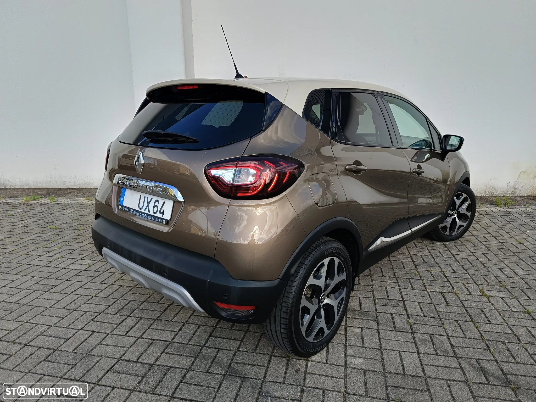 Renault Captur 1.5 dCi Exclusive C/Pneu - 3