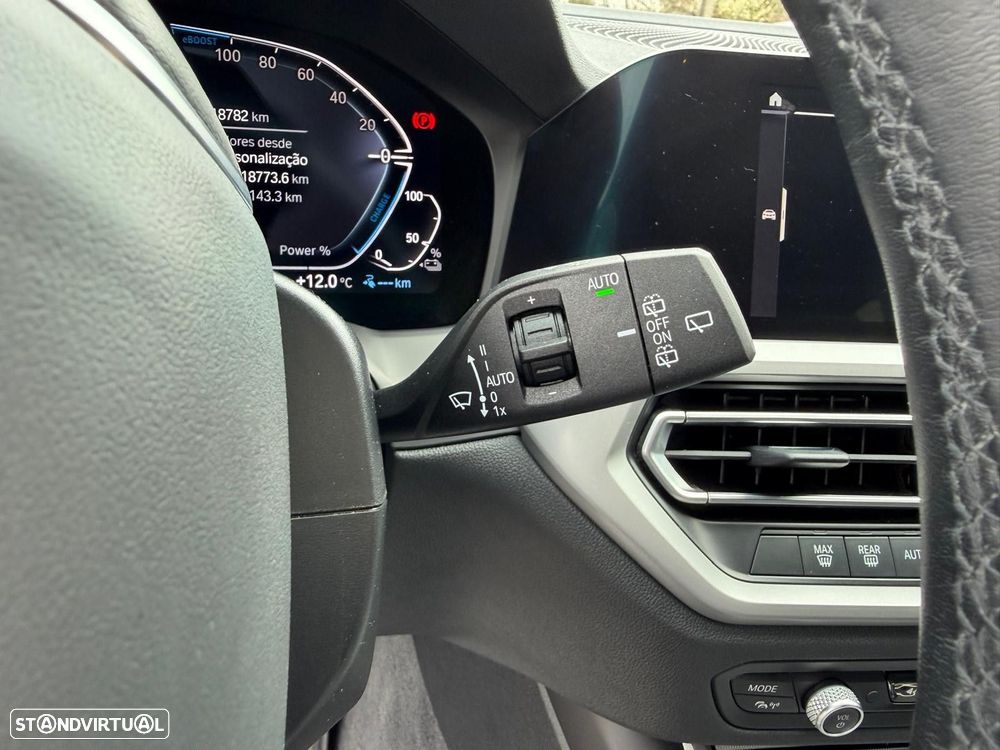 BMW 320 e Line Sport Auto - 24