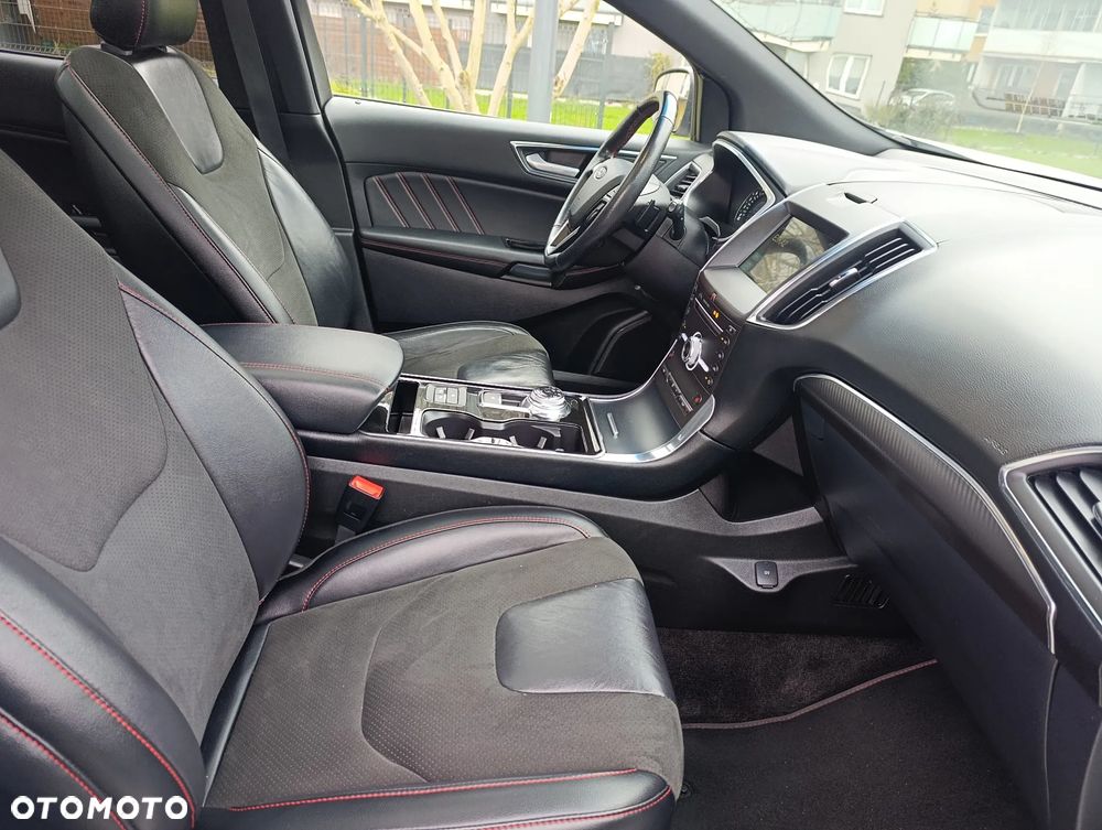 Ford Edge 2.0 EcoBlue Bi-Turbo 4x4 ST-LINE - 19