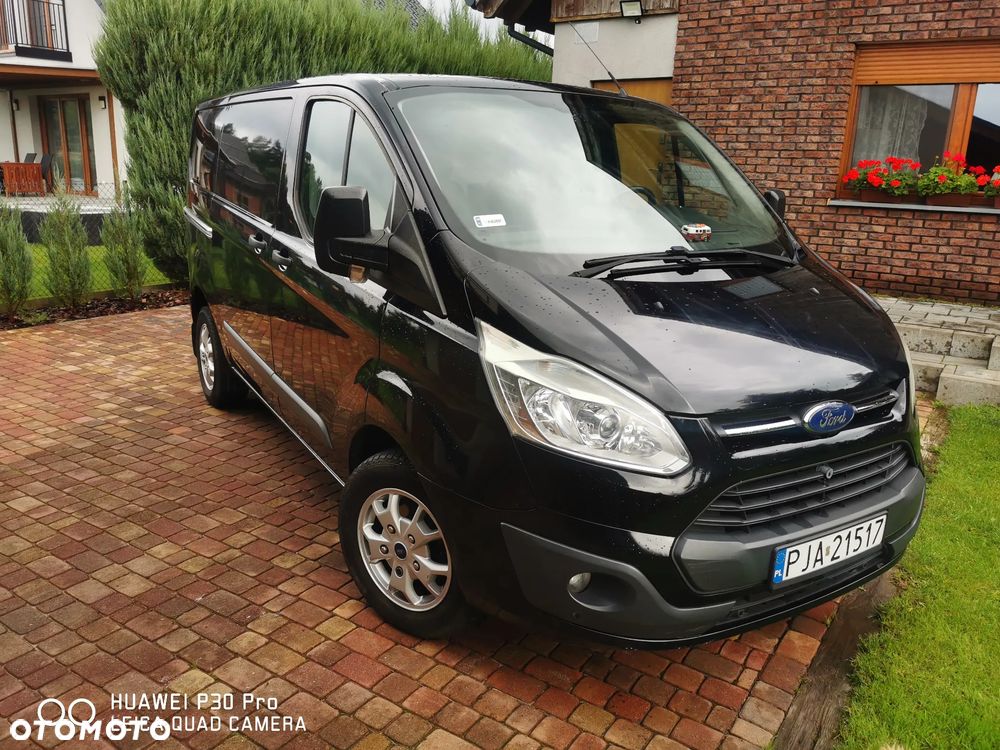 Ford TRANSIT CUSTOM - 1