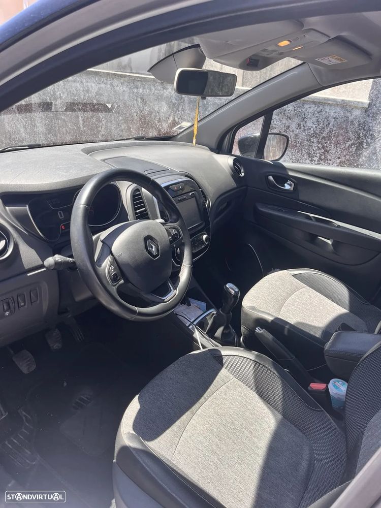 Renault Captur 1.5 dCi - 6