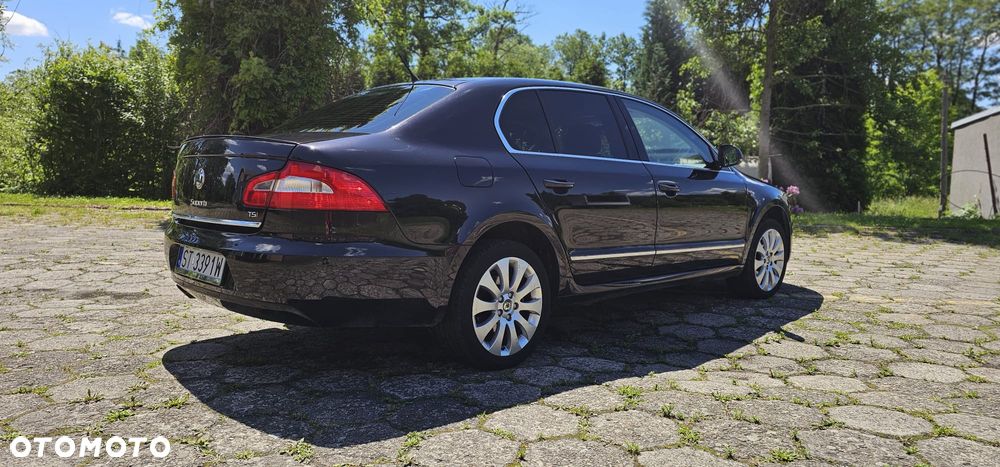 Skoda Superb 1.8 TSI Ambition DSG - 8