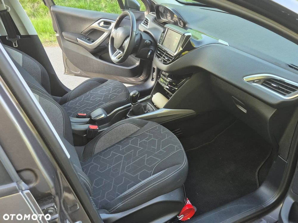 Peugeot 2008 PureTech 110 Stop&Start Active - 11