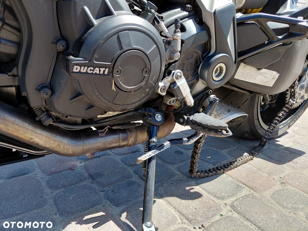 Ducati Diavel - 14