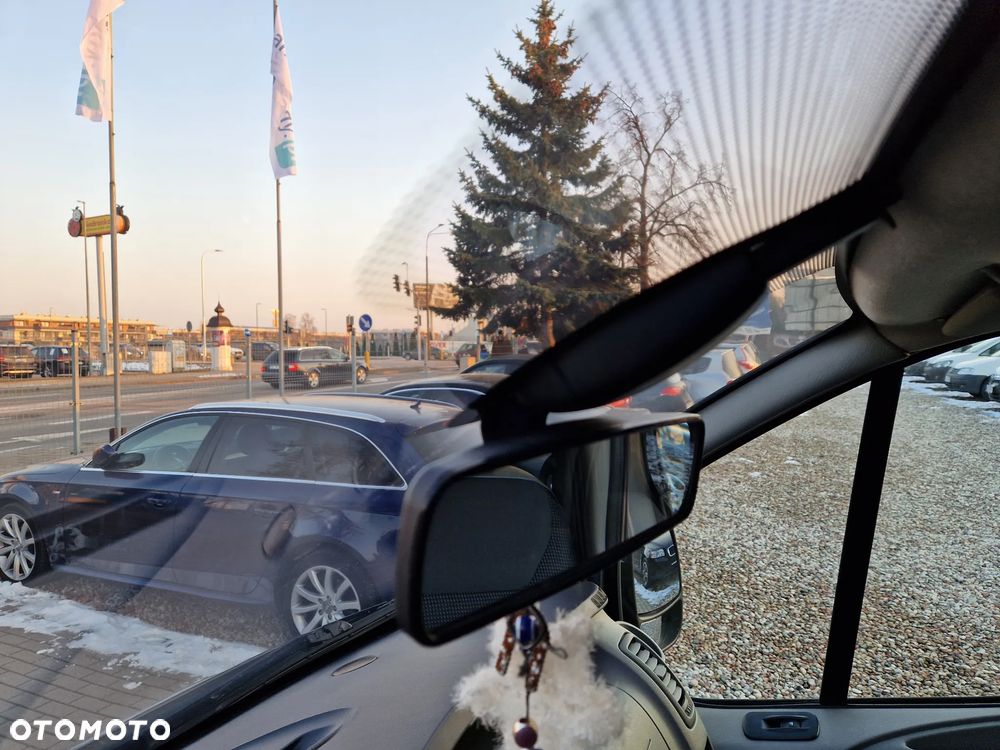 Opel Vivaro L2H1 2.9t Edition - 18