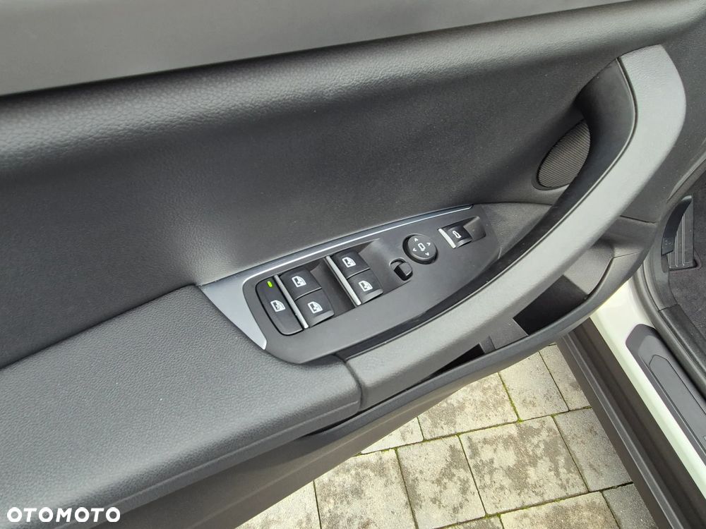 BMW X3 xDrive20d - 23