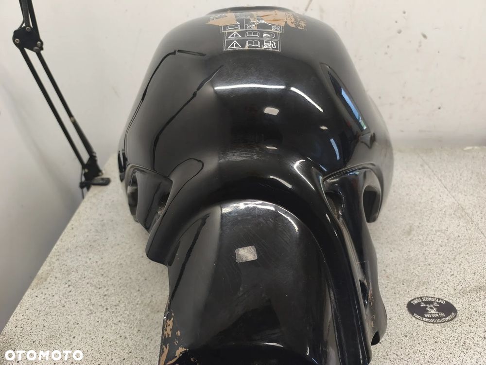 Bak, zbiornik paliwa Triumph Tiger 955i - 7