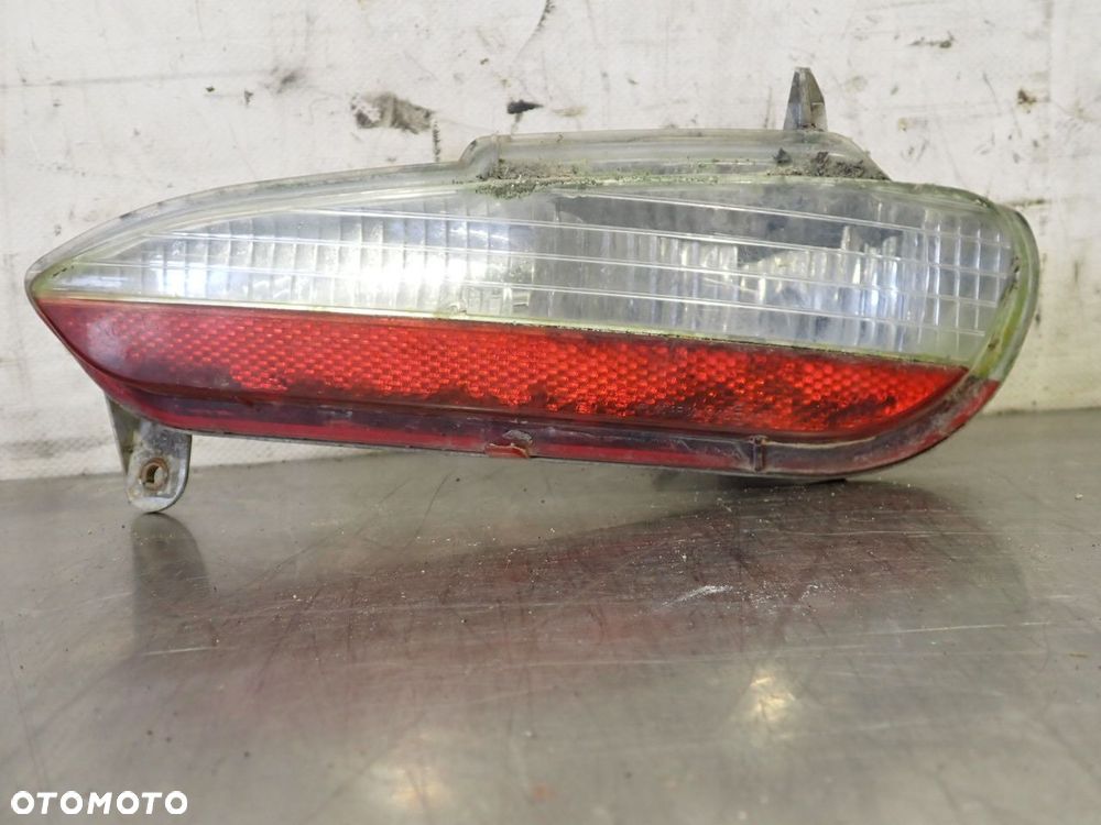 LAMPA PRZECIWMGIELNA TYŁ PRAWA FIAT PUNTO EVO 1.3MJET 51854694 - 1