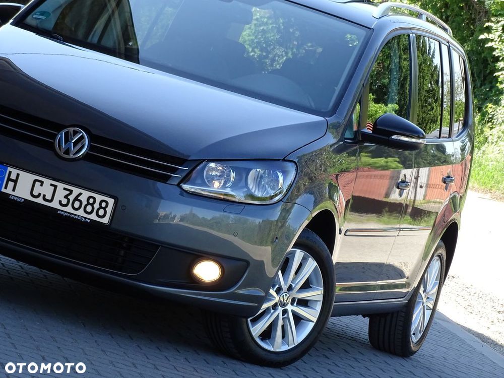 Volkswagen Touran 1.6 TDI DPF BlueMotion Technology DSG STYLE - 1