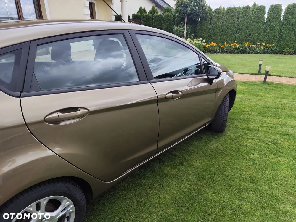 Ford Fiesta 1.25 Titanium X - 13
