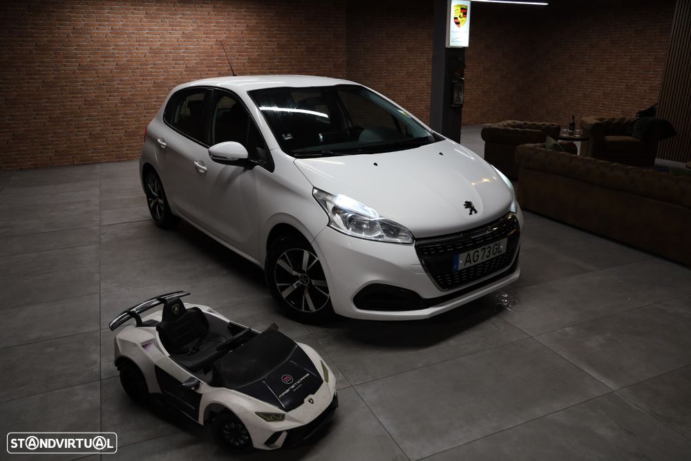 Peugeot 208 1.6 BlueHDi Style - 15