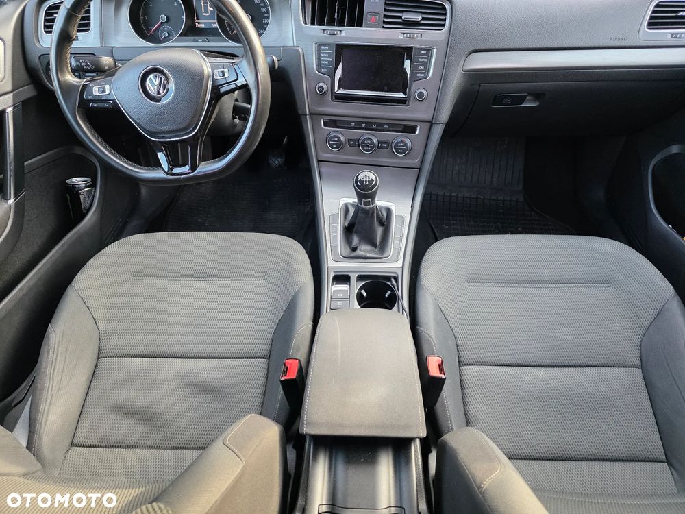 Volkswagen Golf 1.6 TDI DPF BlueMotion - 8