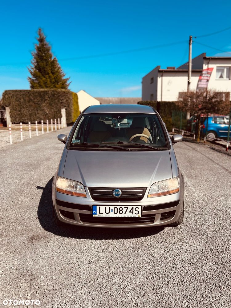 Fiat Idea 1.4 16V Dynamic - 2