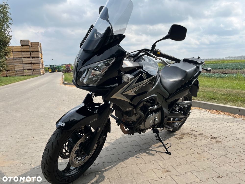 Suzuki V-STROM - 12