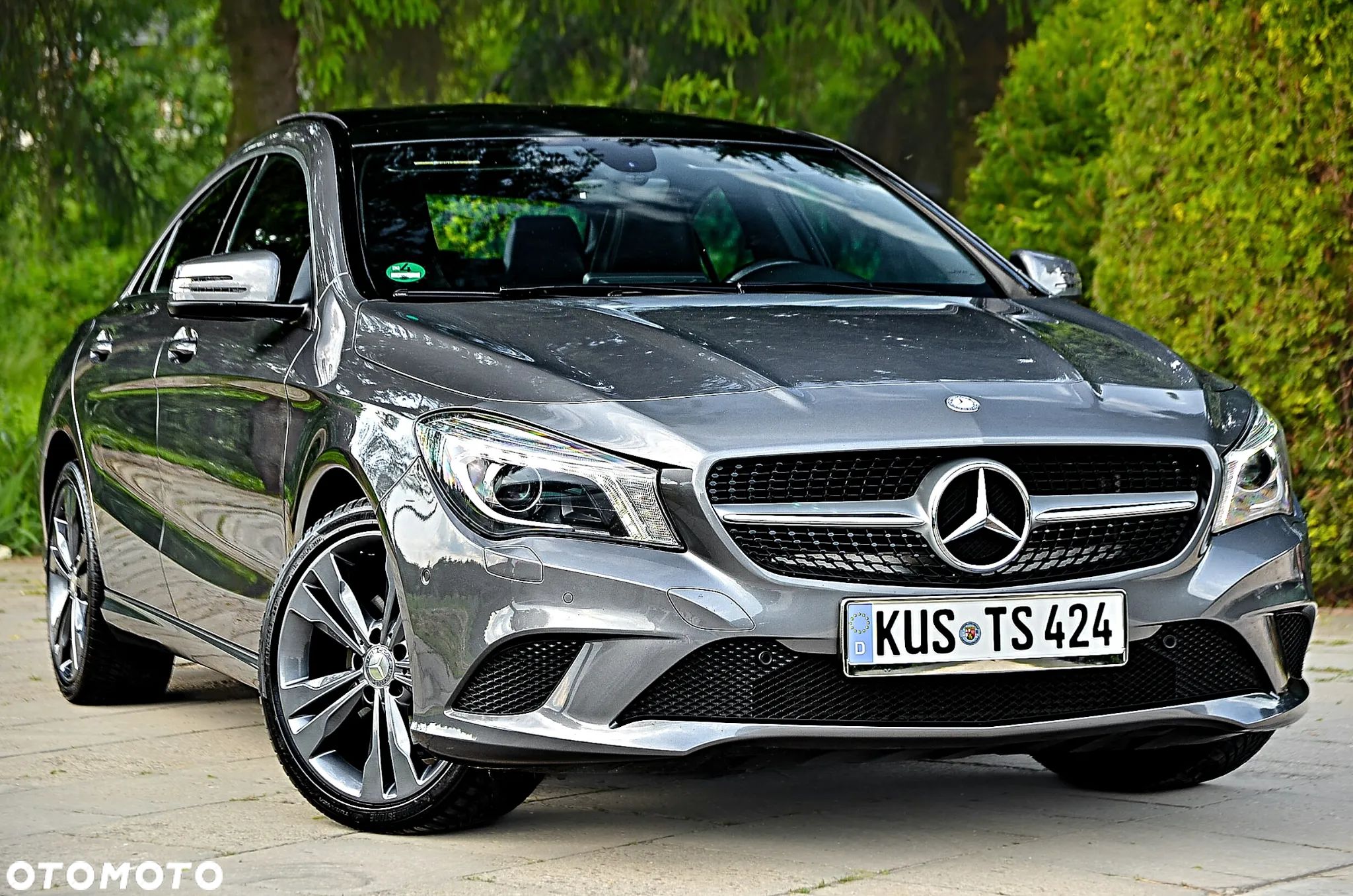 Mercedes-Benz CLA 200 7G-DCT Urban - 1