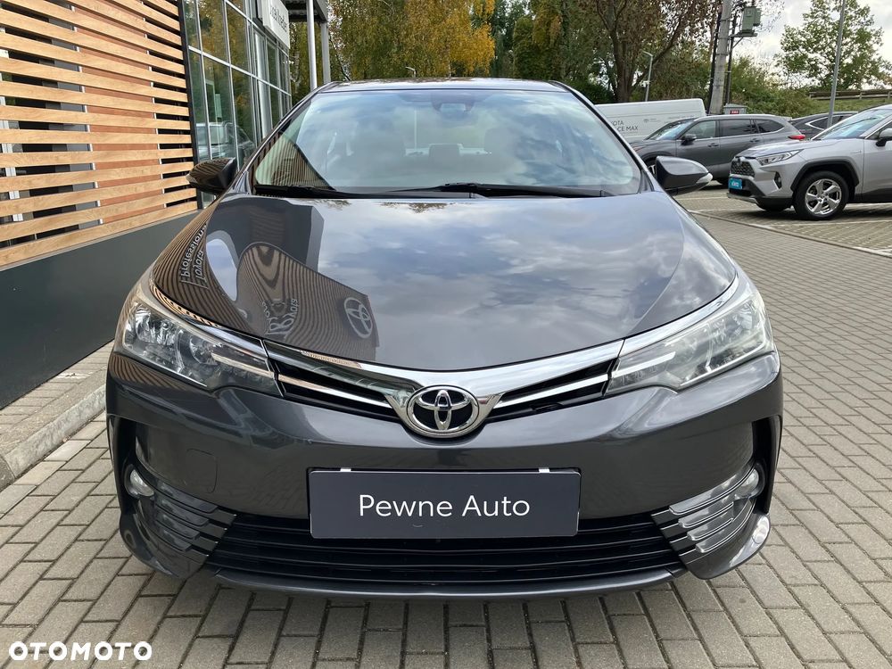 Toyota Corolla 1.6 Comfort - 11