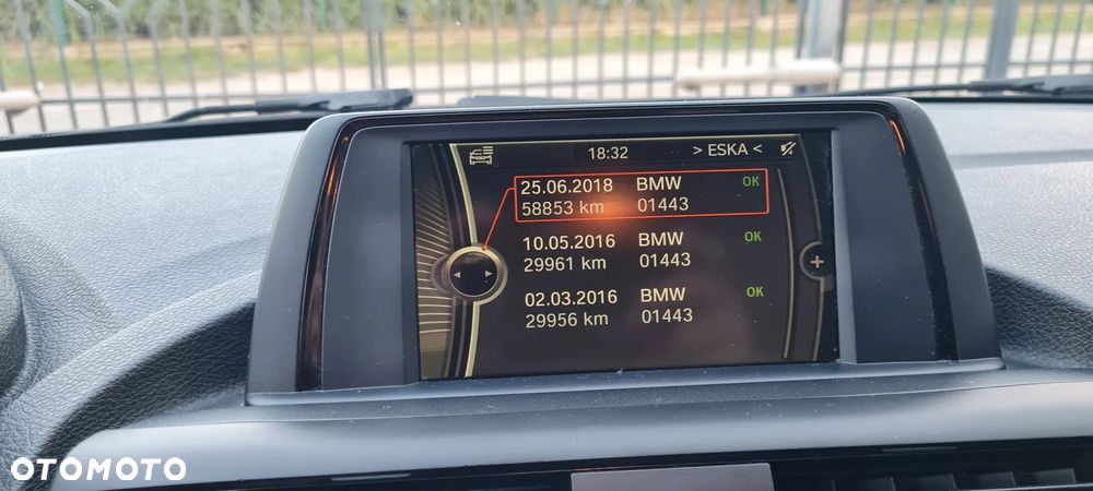 BMW Seria 1 116i - 18