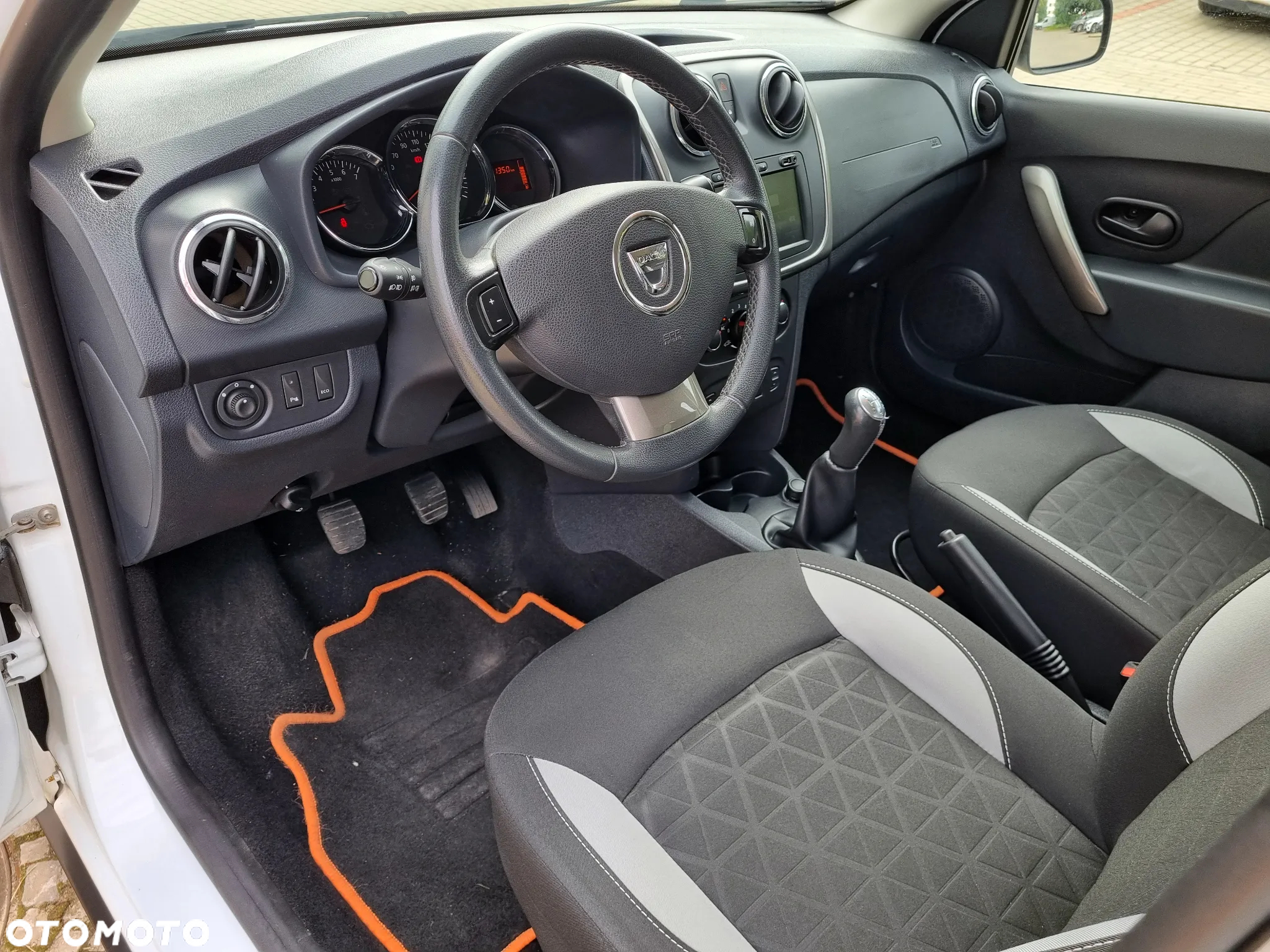 Dacia Sandero Stepway 0.9 TCe Laureate S&S - 5