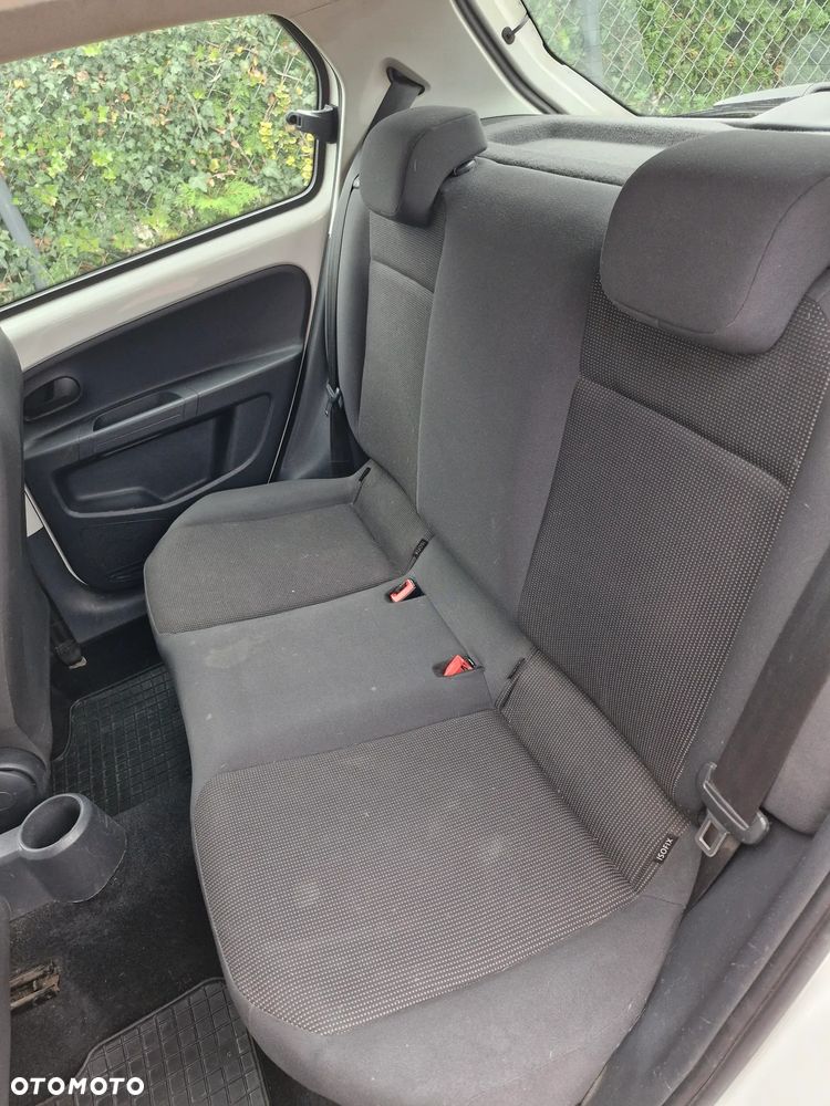Volkswagen up! 1.0 move - 8