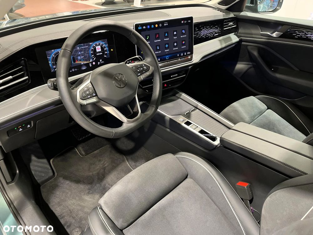 Volkswagen Passat - 9