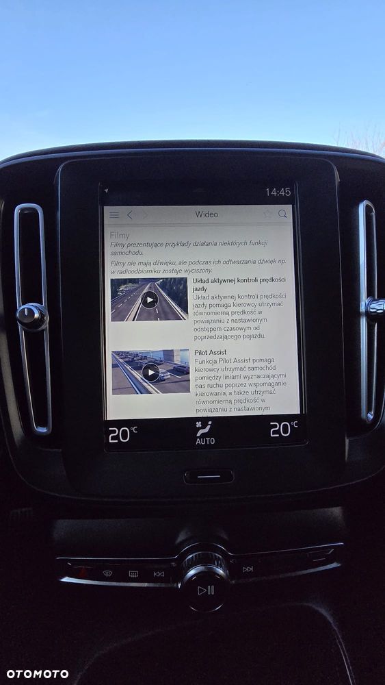 Volvo XC 40 D3 SCR Momentum Core - 16