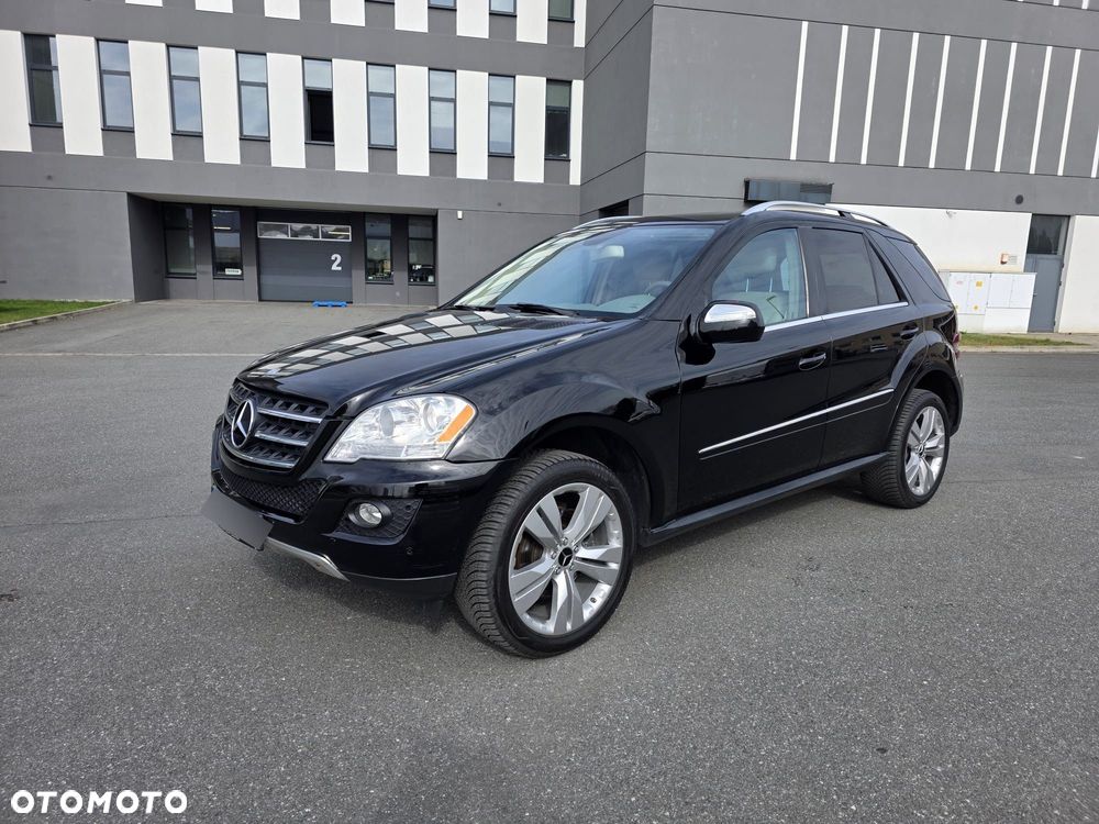 Mercedes-Benz ML - 1