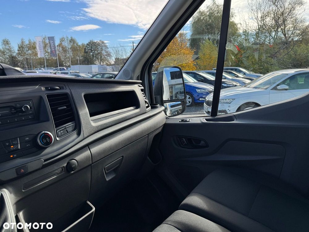 Ford transit L3H2 - 28