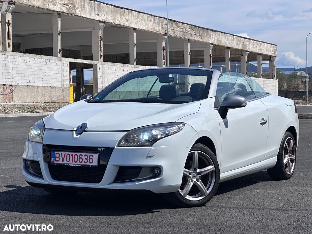 Renault Megane TCe 180 GT - 25