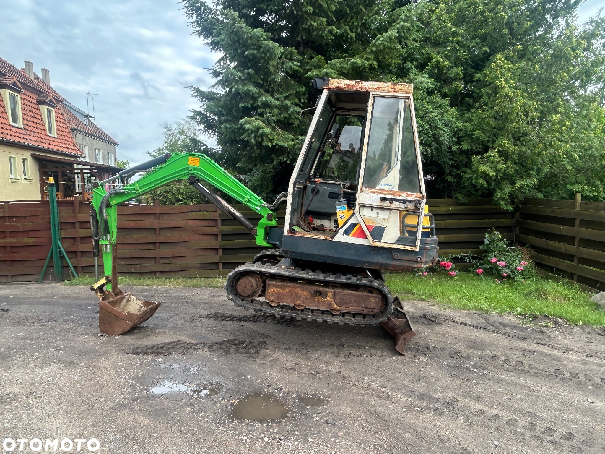 Yanmar B22 - 6