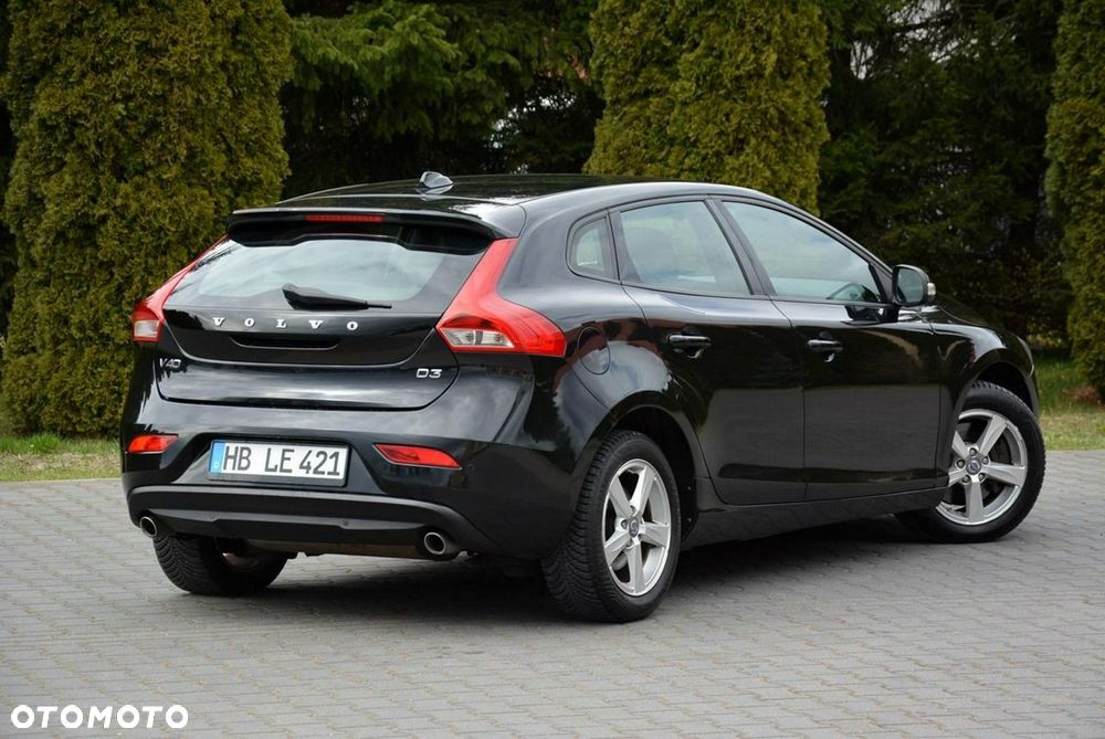 Volvo V40 D3 Geartronic Momentum - 14