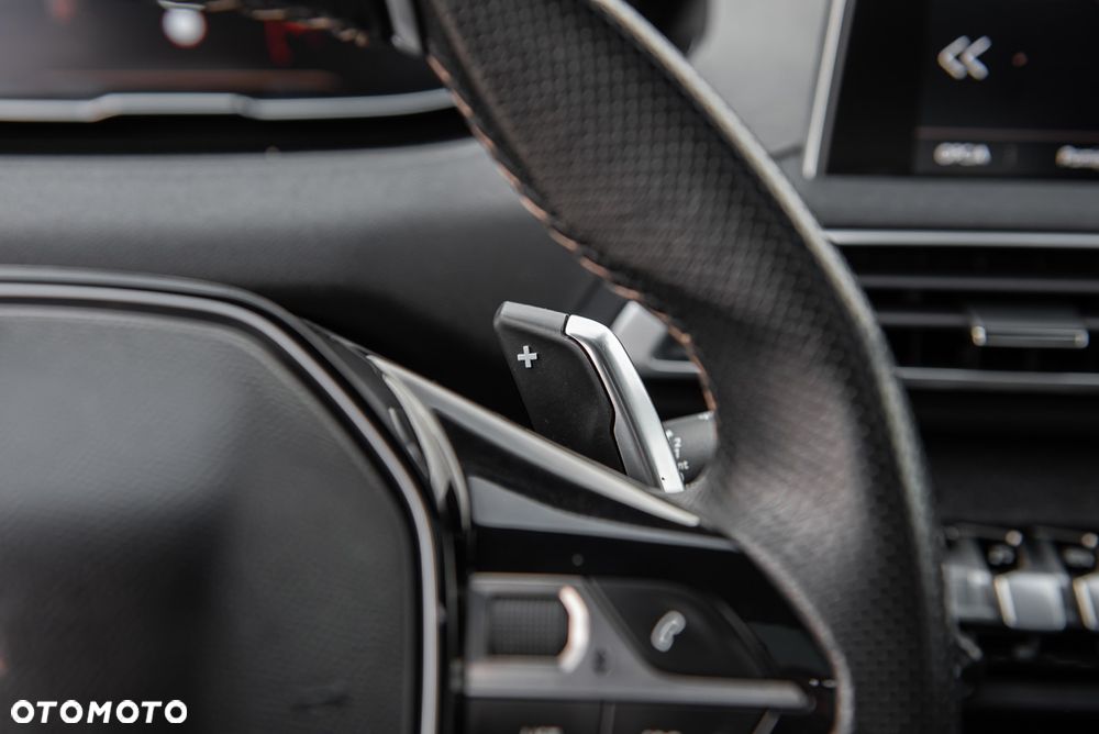 Peugeot 3008 THP 165 EAT6 Stop & Start Allure - 21