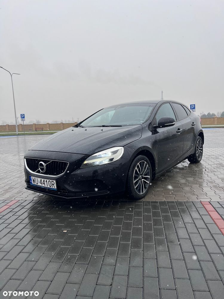 Volvo V40 D2 Drive-E R-Design Momentum - 23