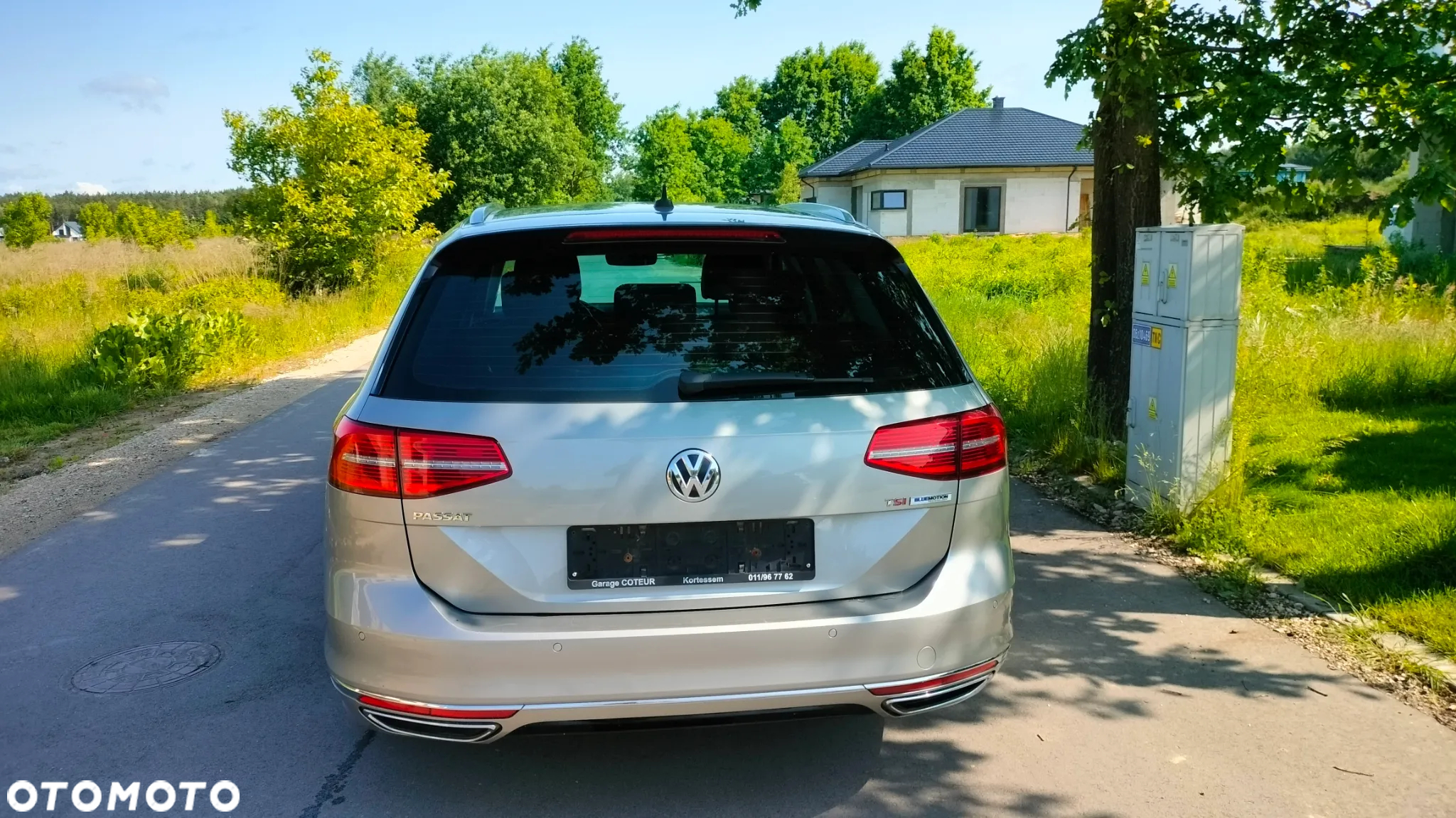 Volkswagen Passat - 11