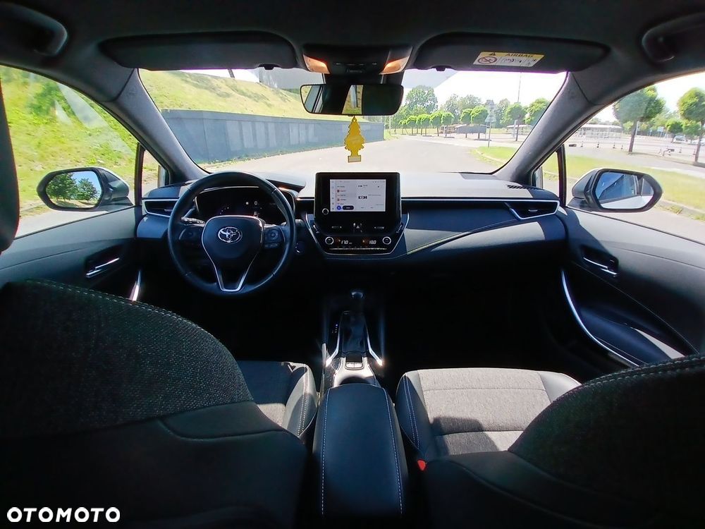 Toyota Corolla 2.0 Hybrid Comfort - 22