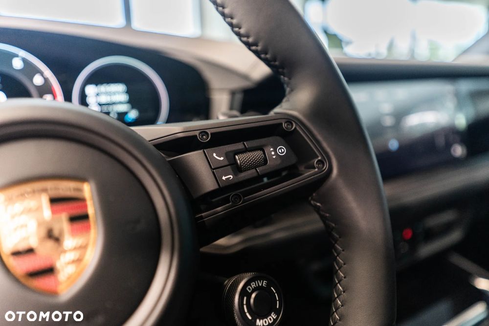 Porsche Cayenne Black Edition - 19