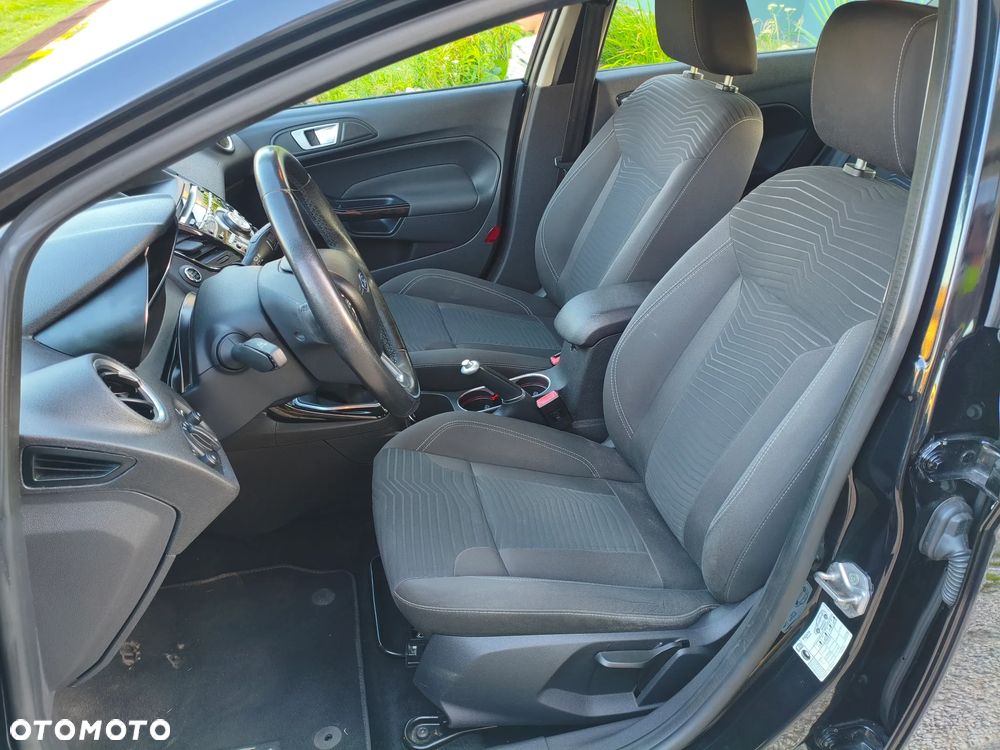 Ford Fiesta - 7