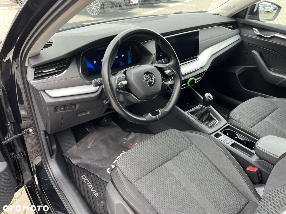 Skoda Octavia - 10