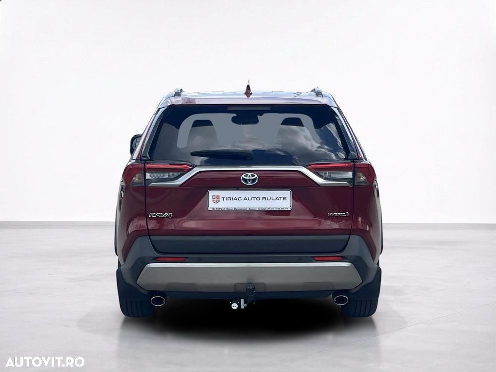 Toyota RAV4 - 6