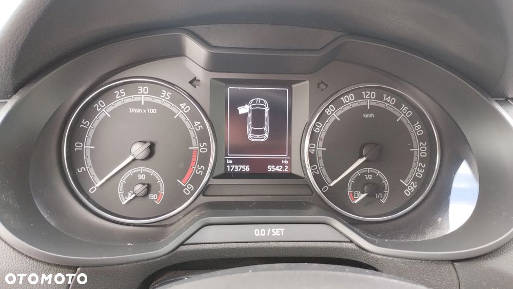 Skoda Octavia ver-1-6-tdi-ambition - 14