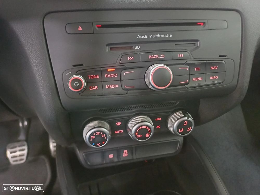 Audi A1 1.6 TDI S line edition - 21