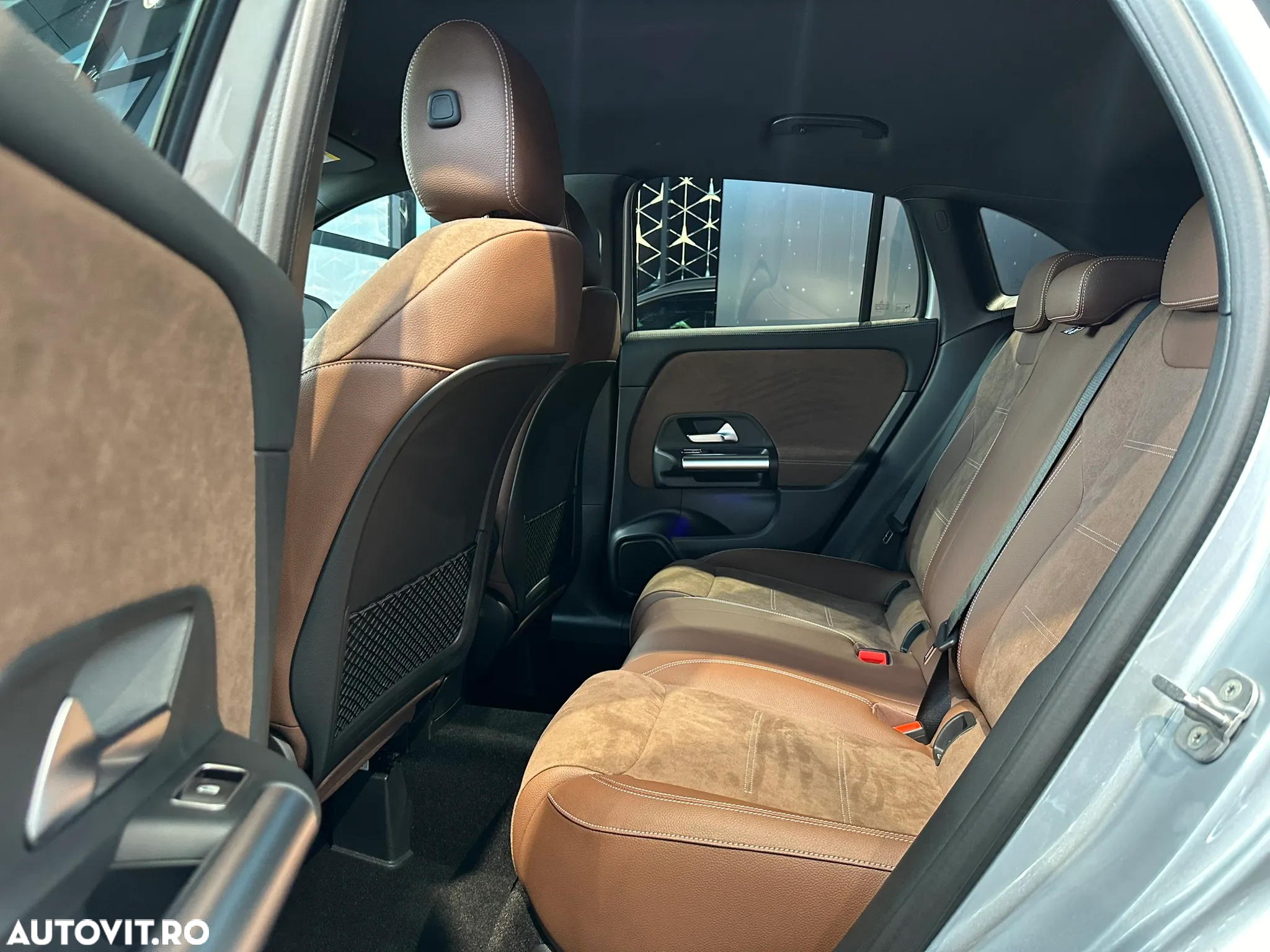 Mercedes-Benz GLA 250 e 8G-DCT AMG Line Advanced Plus - 12