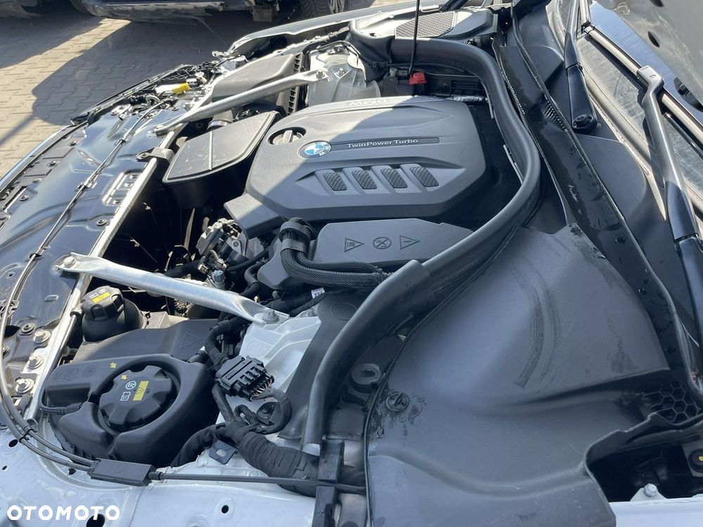 BMW Seria 5 520d xDrive Sport - 17