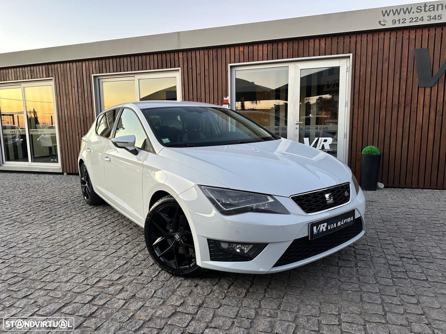 SEAT Leon 2.0 TDI FR S/S - 4