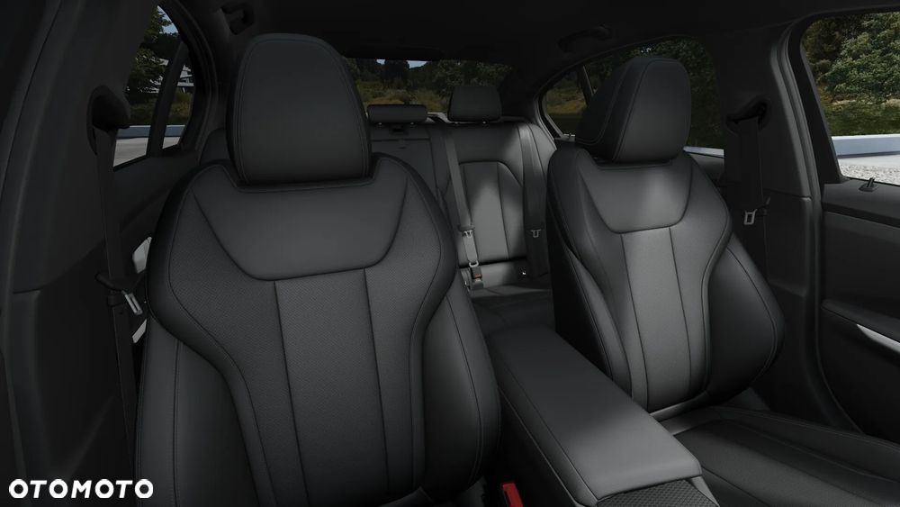 BMW Seria 3 318i M Sport - 13
