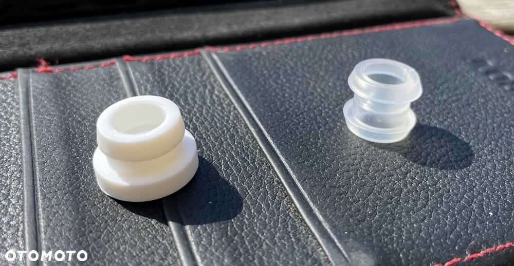 Hummer H2 II tulejka linki lewarka zmiany biegów tulejki tuleja plastik mocowanie uchwyt przy skrzyni - 7