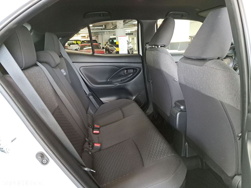 Toyota Yaris Cross Hybrid 1.5 Style - 14