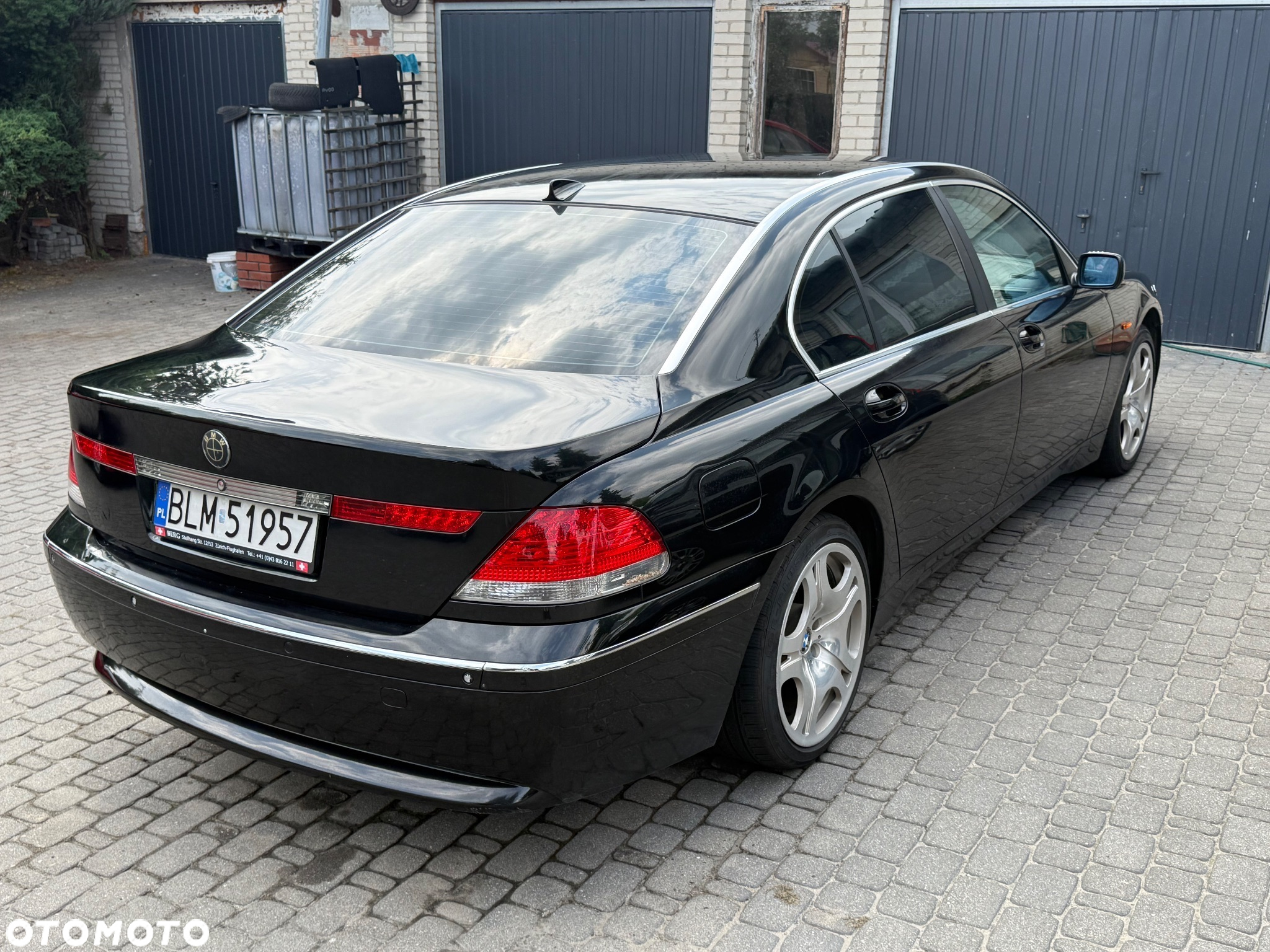 BMW Seria 7 735i L - 4